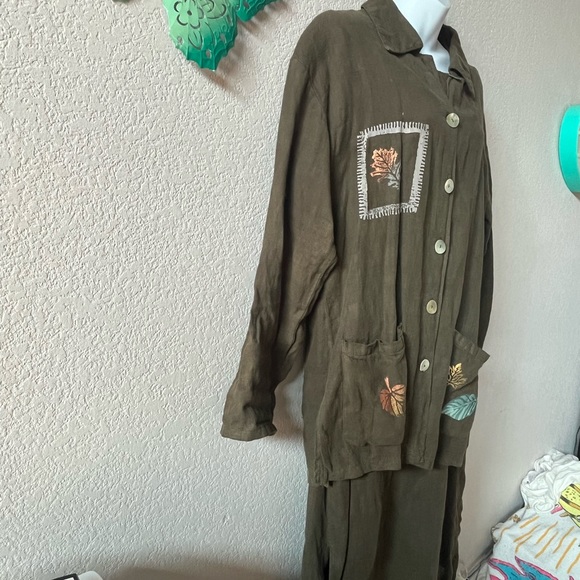 Green Field 2 Piece Set w/ dress - Picture 3 of 8